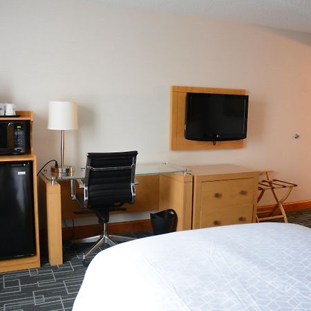 Holiday Inn Express Stamford, An Ihg Hotel Dış mekan fotoğraf
