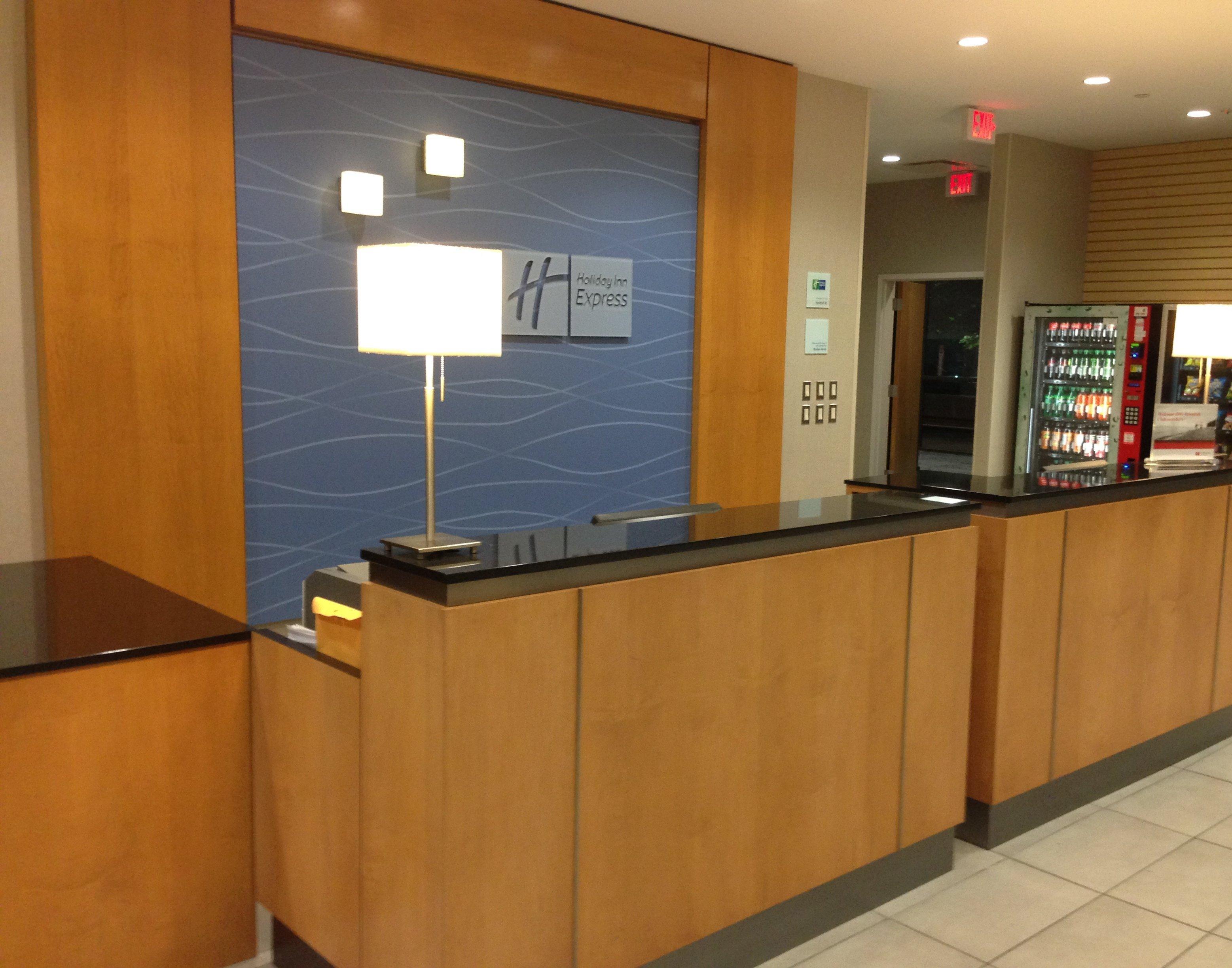 Holiday Inn Express Stamford, An Ihg Hotel Dış mekan fotoğraf