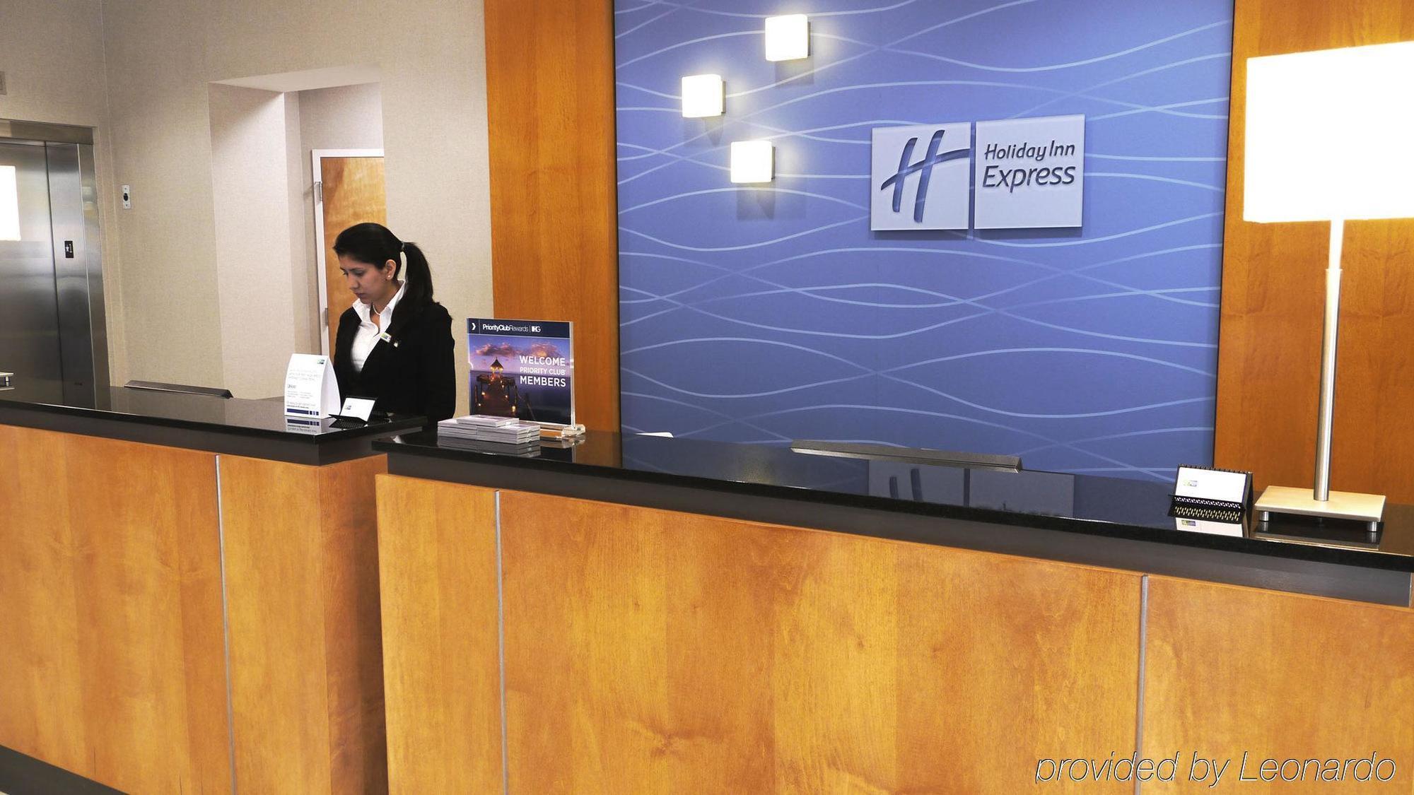 Holiday Inn Express Stamford, An Ihg Hotel İç mekan fotoğraf
