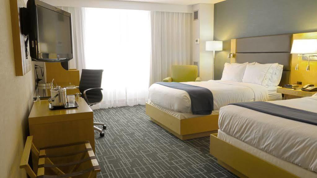 Holiday Inn Express Stamford, An Ihg Hotel Dış mekan fotoğraf