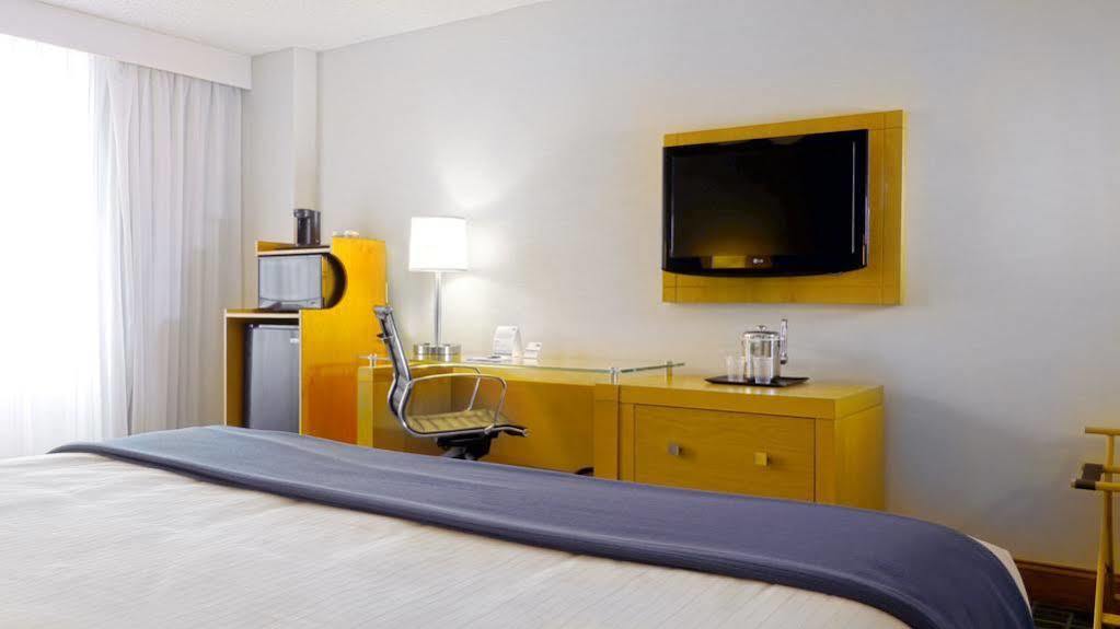 Holiday Inn Express Stamford, An Ihg Hotel Dış mekan fotoğraf